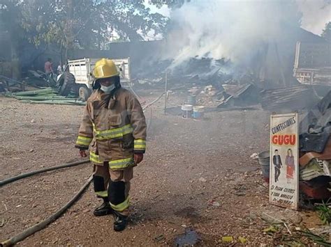 Incendio En Una Bodega Moviliza A Las Autoridades