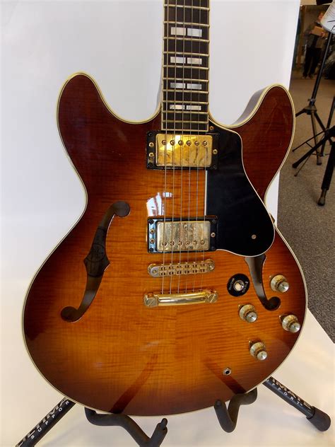 Yamaha SA2200 Sunburst | Buckdancer's Choice Music | Reverb