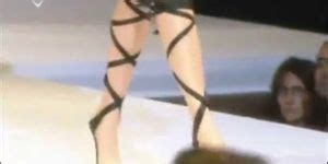 Celebnakedness Models Naked On The Runway With Natural Breasts Porn Videos