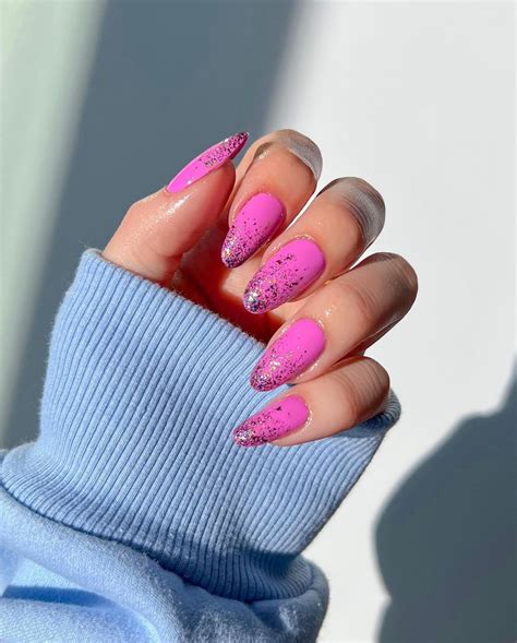 Uñas rosa Barbie 10 ideas con las que siempre lucirás manos lindas y