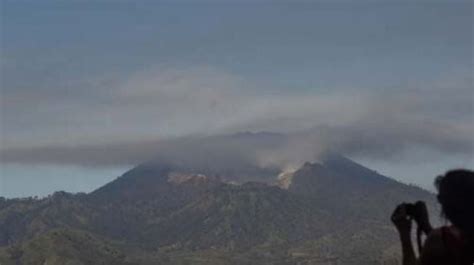 Kawah Berubah Warna Gunung Ijen Siaga Ini Imbauan Untuk Wisatawan