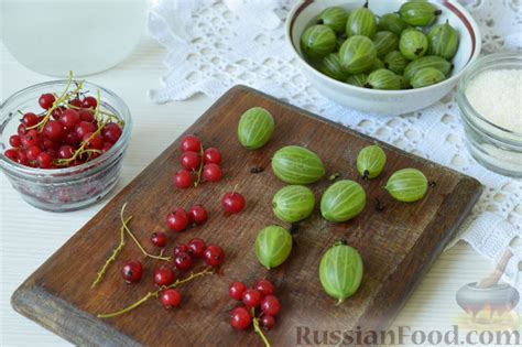 Рецепт: Морс из крыжовника и смородины на RussianFood.com