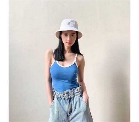 Jun Vũ khoe hình diện bikini bé xíu thềm ngực lụa là trở nên nổi bật 116906