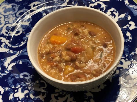 Sopa De Feij O Ab Bora E Arroz Grafe E Faca