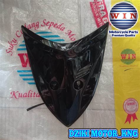 Panel Kecil Tameng Plat Nomor Depan Honda Vario 110 Old Karbu Merek WIN