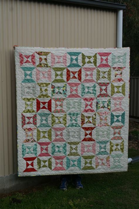 England Street Quilts Double Hourglass Quilt Tutorial