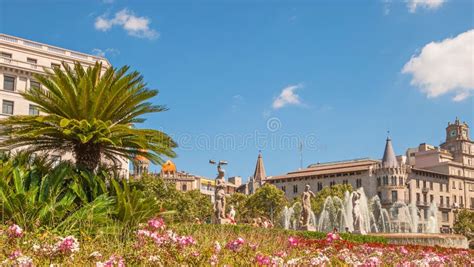 Plaza Catalunya in Barcelona Editorial Stock Photo - Image of august ...