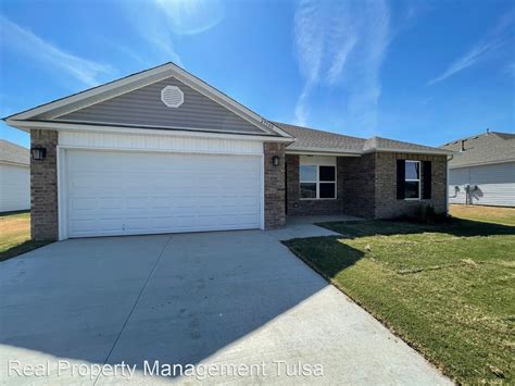 3 Br 2 Bath House 29500 E 79th Pl S House Rental In Broken Arrow