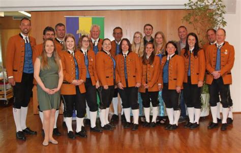 Neue F Hrungsriege Beim Musikverein Fischlham