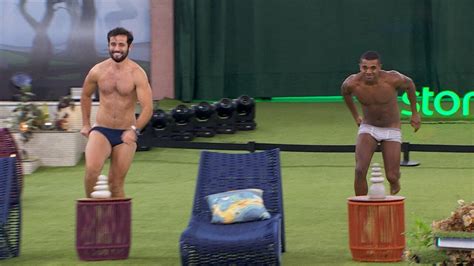 Matteus E Davi Pularam Pelados Na Piscina Do Bbb Veja O V Deo E