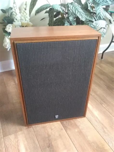 VINTAGE YAMAHA NS 250E Speaker Cabinet Elephant Ear Cabinet ONLY