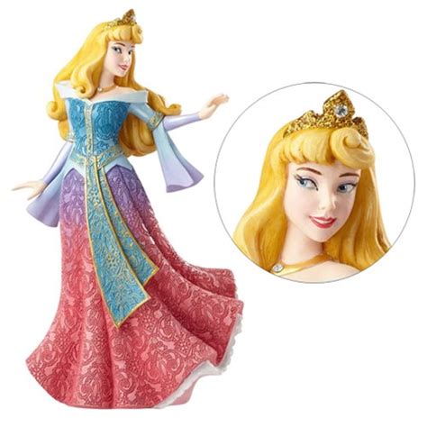 Disney Showcase Sleeping Beauty Princess Aurora Statue