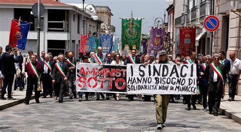 Insulti E Minacce Di Morte Contro Il Sindaco Giuseppe Sala Il