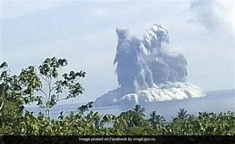 Pictures Of Underwater Volcano Erupting In Vanuatu Go Viral