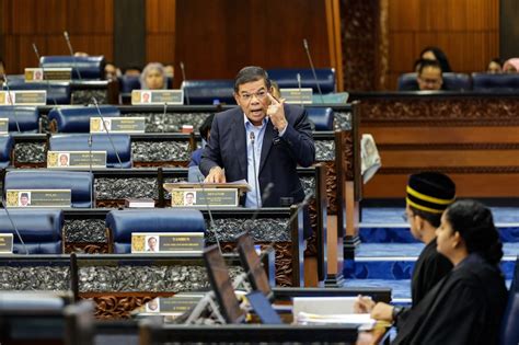 Tensions In Dewan Rakyat Run High As Saifuddins Remark Riles Up