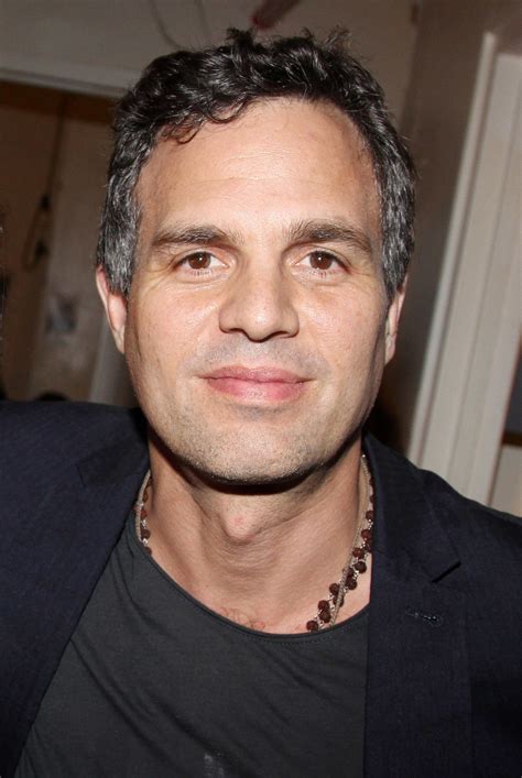 Mark Ruffalo Teases an Avengers Romance | Mark ruffalo, American actors ...