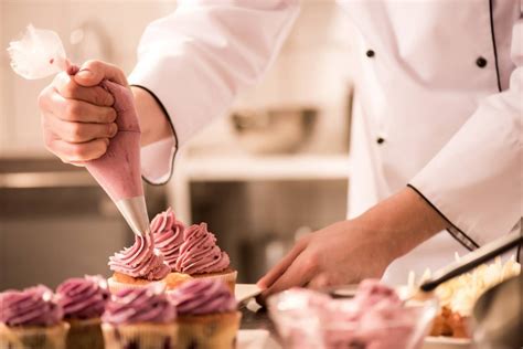 À la découverte du métier de pâtissier Formation et Orientation