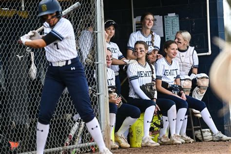 Dewitt Softball Sweeps Grand Ledge In Senior Day Doubleheader Yahoo