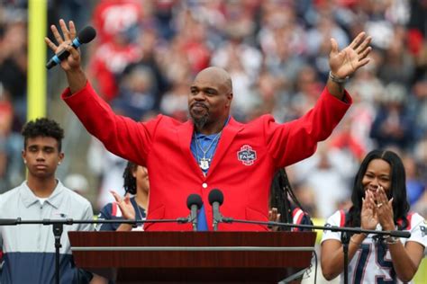 Best Of Social Media Vince Wilfork Inducted Into Patriots Hall Of Fame