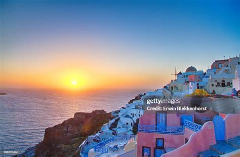 Oia Sunset Iii Santorini High-Res Stock Photo - Getty Images