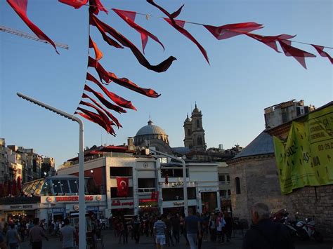 Cumhuriyet Sanat Galerisi Nerede Nasıl Gidilir Yorumlar