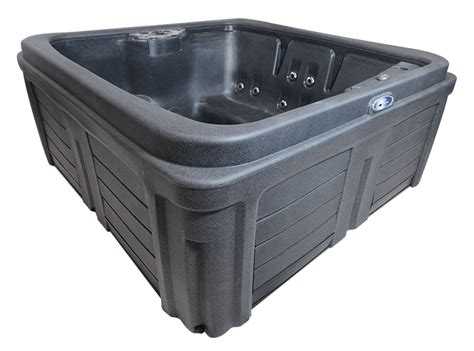 InnovaSpa Hot Tubs Crown Pools
