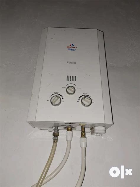 Bajaj Majesty Duetto Gas Ltr Vertical Water Heater Lpg White