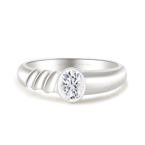 Bezel Engagement Ring | Modern Gem Jewelry