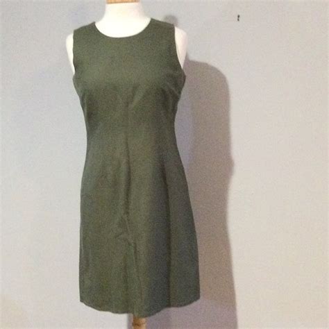 Jennifer Eden Dresses Jennifer Eden Midi Green Sheath Dress Size 8