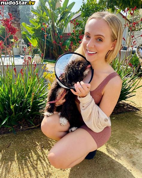 Madilyn Bailey Madilynbailey Nude Onlyfans Photo Nudostar Tv