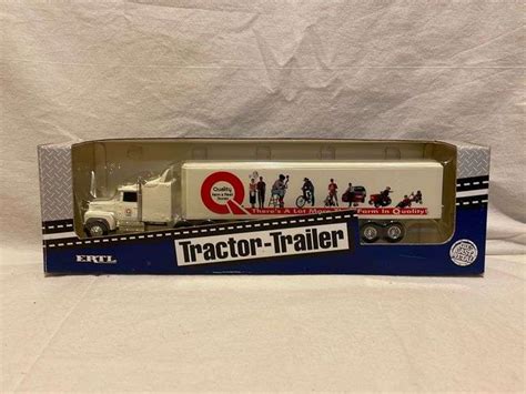 Quality Farm & Fleet Tractor Trailer, Ertl, 1/64 Scale - United Edge ...