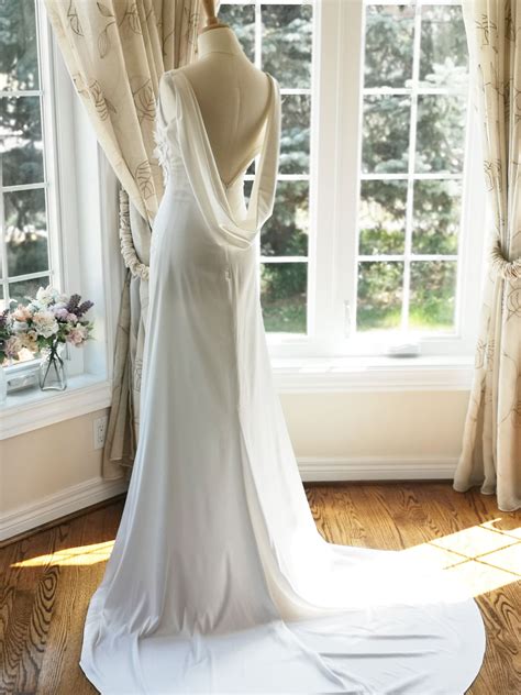 Old Hollywood Glam Wedding Dresses