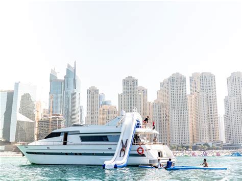 Dubai Marina Rejs Jachtem Z BBQ Slide Wycieczkipopolsku Pl