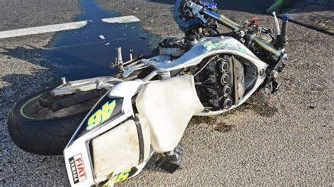 Un Motard Tu Dans Une Collision