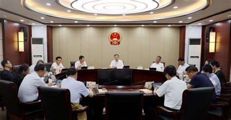 市人大常委会党组（扩大）会议传达学习省委十四届四次全会和市委六届六次全会精神