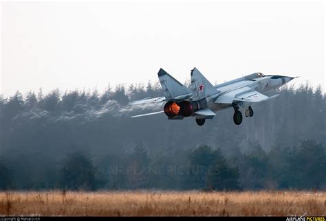 Russia Air Force Mikoyan Gurevich Mig 25r All Models 46 By