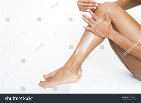 21 Woman Applying Cream Half Leg Images, Stock Photos, 3D objects ...