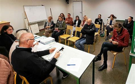 Au Carhaix Poher Gymnastique Les Parents Sont Aux Abonn S Absents Le