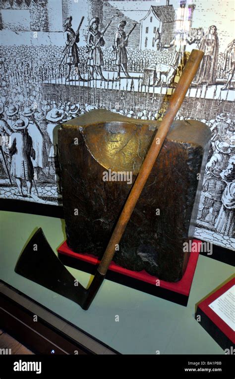 Axe Display Hi Res Stock Photography And Images Alamy