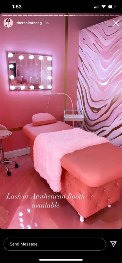 Esthetician Room Decor Ideas