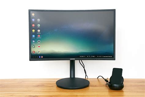 Samsung's DeX Accessory Transforms Your Galaxy S8 into a Desktop Computer