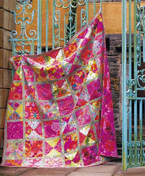 Kaffe Fassett’s Quilt Romance Twenty Designs From Rowan For Patchwork And Quilting Sally