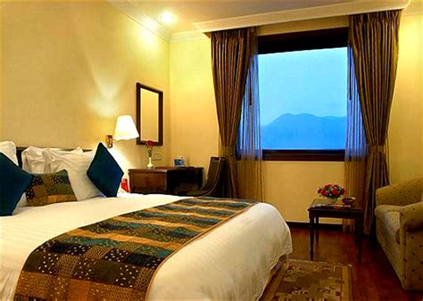 holiday inn kathmandu, kathmandu holiday inn, crowne plaza kathmandu ...