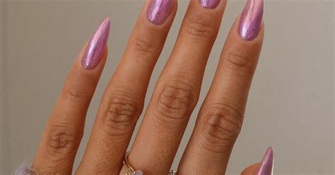 Der Nagellack Trend F R Den Fr Hling Pink Chrome Nails