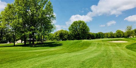 Fairfield Hills Golf Course & Range - Golf in Baraboo, Wisconsin