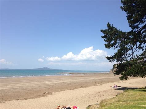 Browns Bay Beach | Beach, Wonderful places, Bay