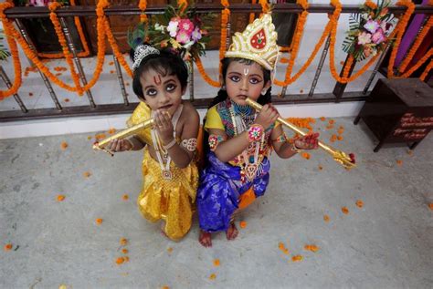 18 Captivating Photos Of Kids Dressed Up As Hindu Gods And Goddesses