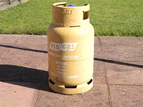 Flo Gas Butane 13kg Empty Gas Cylinder Complete With Gas Regulator In Gosport Hampshire Gumtree