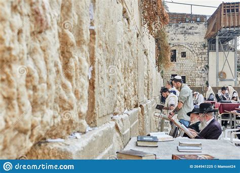 View Of The Wailing Wall With Worshipers The Shrine Of The Jewish