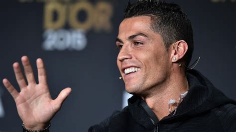 Cristiano Ronaldo: 'I'm the best player in history' - Eurosport